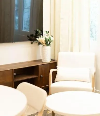 New Luxury - 4 People Appartement *